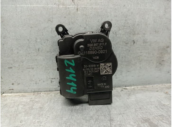 Recambio de motor apertura trampillas climatizador para skoda octavia iv (nx3, nn3, pv3) 1.5 tsi e-tec referencia OEM IAM 2Q0907