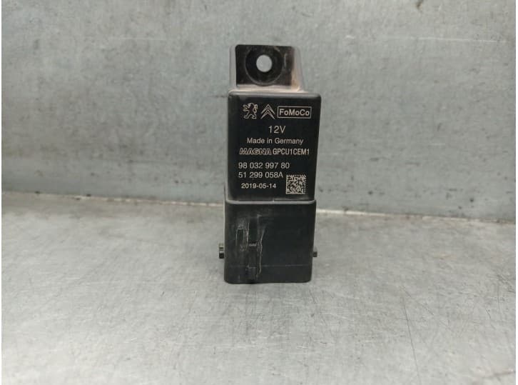 Recambio de caja precalentamiento para citroën jumpy iii furgoneta (v_) 1.6 bluehdi 115 referencia OEM IAM 9803299780 SU001A3817