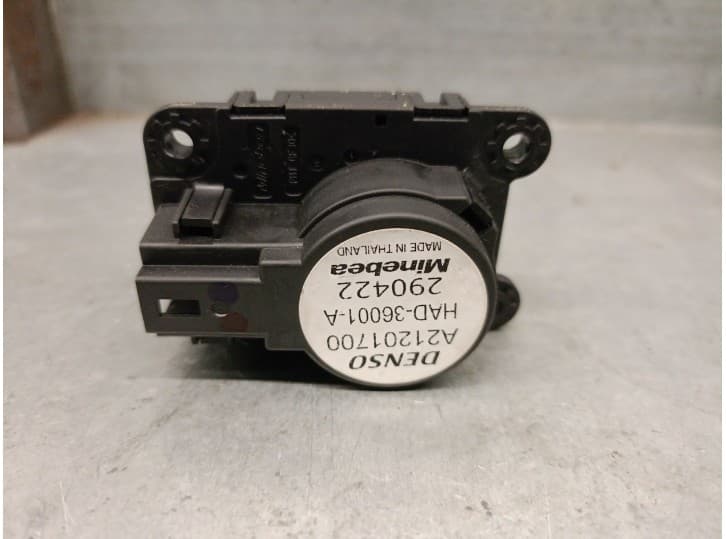Recambio de motor apertura trampillas climatizador para toyota proace furgoneta (mdz_) 1.5 d4d (mdz8) referencia OEM IAM A212017