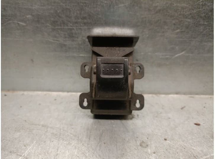 Recambio de mando elevalunas delantero derecho para honda jazz ii (gd_, ge3, ge2) 1.2 i-dsi (gd5, ge2) referencia OEM IAM 35760S