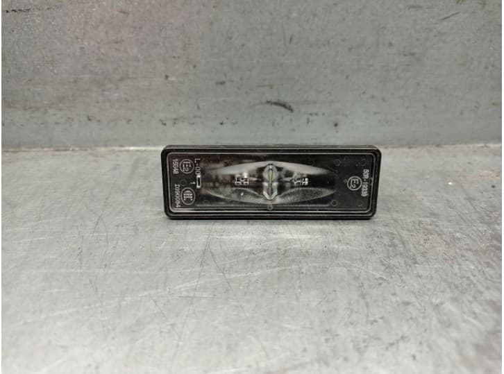 Recambio de piloto matricula para opel corsa f (p2jo) 1.5 (68) referencia OEM IAM 9815225980