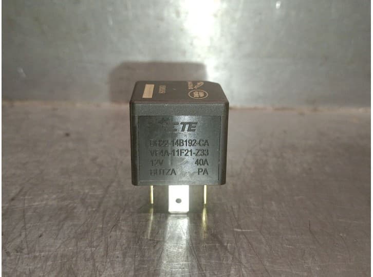 Recambio de rele para jaguar xe (x760) 2.0 d referencia OEM IAM DH2214B192CA VF4A11F21Z33 TE