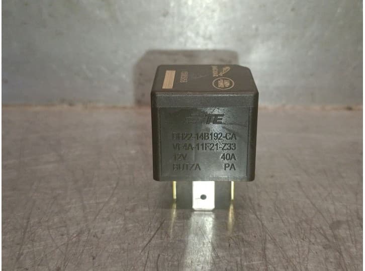 Recambio de rele para jaguar xe (x760) 2.0 d referencia OEM IAM DH2214B192CA VF4A11F21Z33 TE