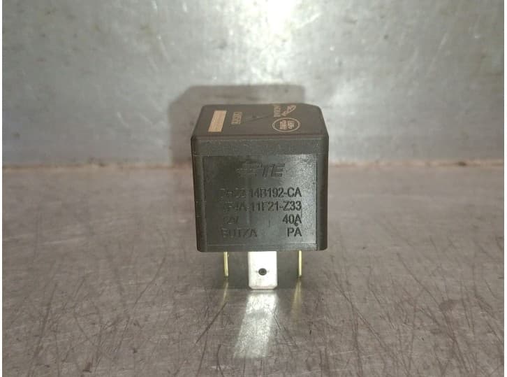 Recambio de rele para jaguar xe (x760) 2.0 d referencia OEM IAM DH2214B192CA VF4A11F21Z33 TE
