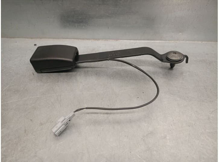 Recambio de enganche cinturon delantero derecho para renault clio iv (bh_) 1.5 dci 90 referencia OEM IAM 878177659R
