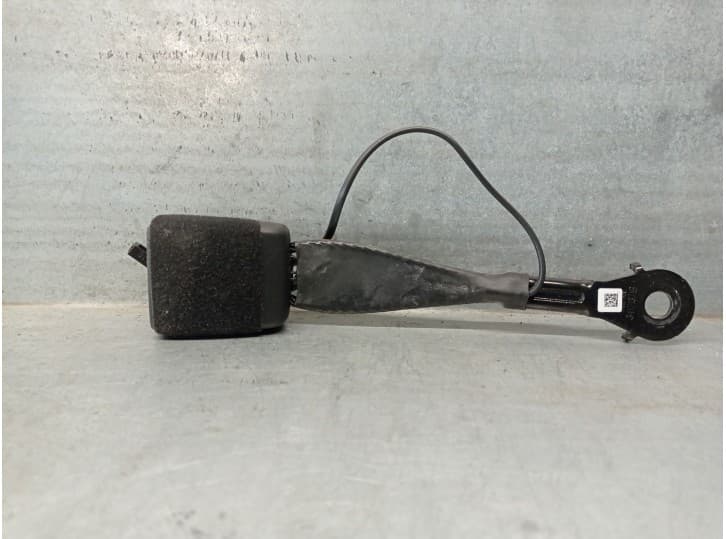 Recambio de enganche cinturon delantero izquierdo para audi a4 b9 (8w2, 8wc) 2.0 tdi referencia OEM IAM 8W0857755 8W0857755 3417