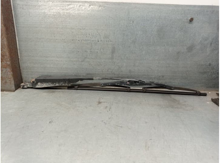 Recambio de brazo limpia trasero para opel vectra b station wagon (j96) 2.0 dti 16v (f35) referencia OEM IAM 90504980 VALEO