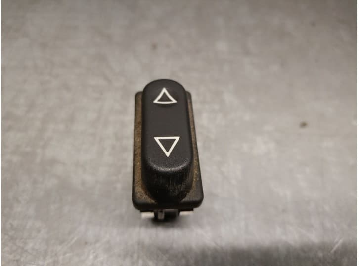Recambio de mando elevalunas trasero izquierdo para peugeot 306 (7b, n3, n5) 1.9 d referencia OEM IAM 6552PK 6552PK