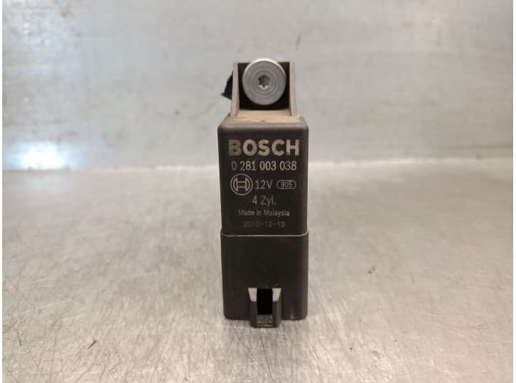 Recambio de caja precalentamiento para skoda superb ii (3t4) 2.0 tdi 16v referencia OEM IAM 038907281D 0281003038 BOSCH
