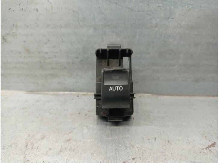 Recambio de mando elevalunas trasero izquierdo para lexus ct (zwa10_) 200h (zwa10_) referencia OEM IAM 8481033120 8481033120 192
