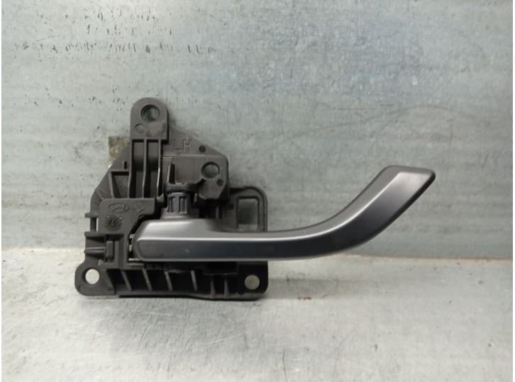 Recambio de maneta interior trasera izquierda para hyundai i30 fastback (pde, pden) 2.0 n referencia OEM IAM 82613G4000 82610G40