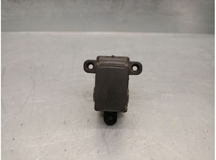Recambio de mando elevalunas trasero derecho para kia soul i (am) 1.6 crdi 128 referencia OEM IAM 4865201110 935802K000WK