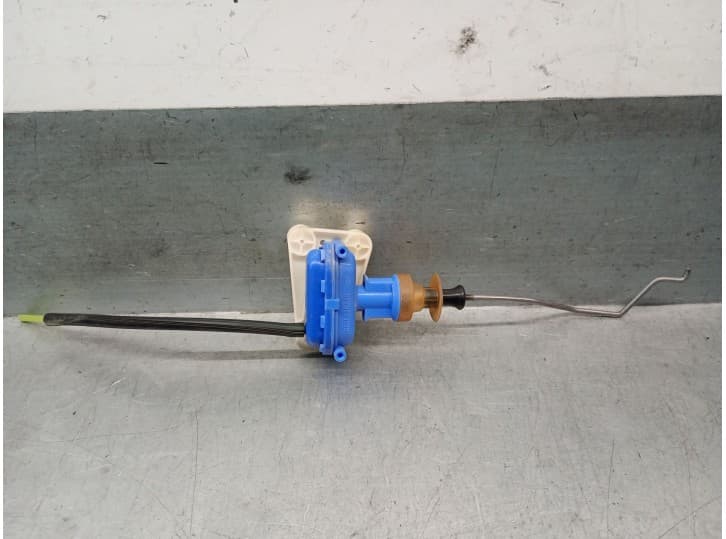 Recambio de motor cierre centralizado trasero derecho para audi 100 c3 sedán (443, 444) 2.2 referencia OEM IAM 893862153D 893862