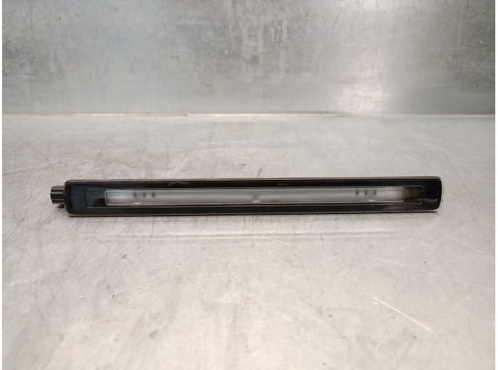 Recambio de luz interior para audi a4 b9 avant (8w5, 8wd) 2.0 tdi referencia OEM IAM 8W9947409 8W9947409