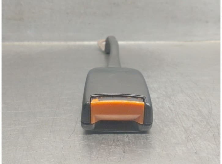 Recambio de enganche cinturon delantero derecho para audi coupe b3 (89, 8b3) 2.6 referencia OEM IAM 895857755B 895857755B ALE