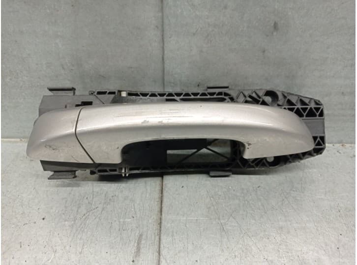 Recambio de maneta exterior trasera izquierda para skoda superb ii (3t4) 2.0 tdi 16v referencia OEM IAM 5N0839885H 5N0839885F