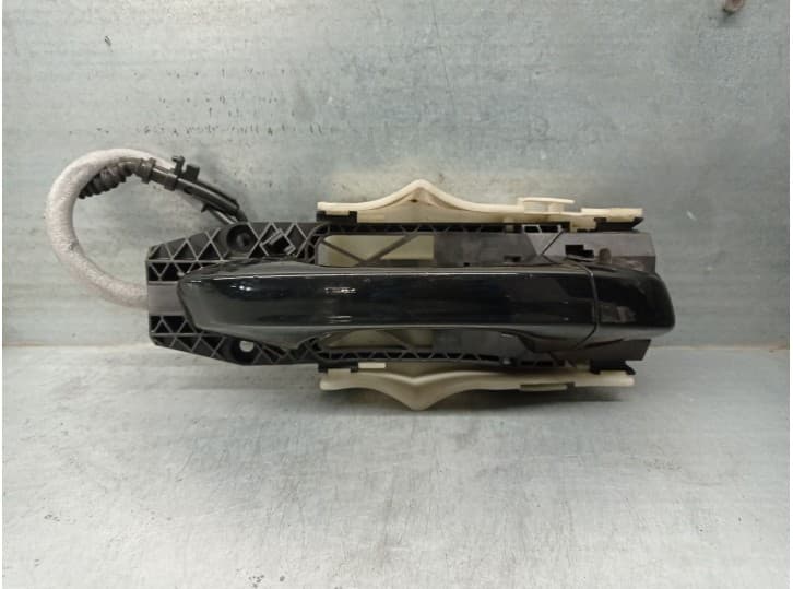 Recambio de maneta exterior trasera derecha para skoda superb iii (3v3) 2.0 tdi referencia OEM IAM 7P6839885 5G0837206N