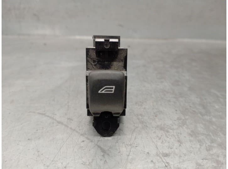 Recambio de mando elevalunas trasero izquierdo para volvo s60 ii (134) d3 referencia OEM IAM 31272013
