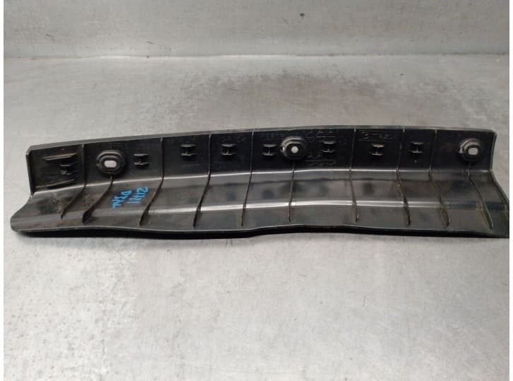Recambio de guardabarros para mazda cx-30 (dm, dt, ed) skyactiv-g m hybrid referencia OEM IAM DFR556916