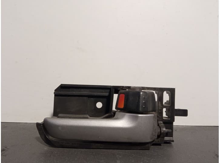Recambio de maneta interior delantera derecha para suzuki sx4 (ey, gy) 1.9 ddis (rw 419d) referencia OEM IAM 8311065J10BWJ 83110