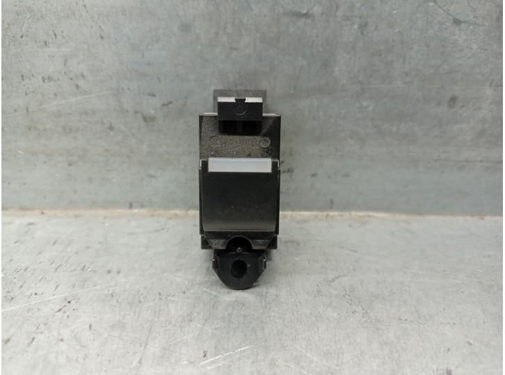 Recambio de mando elevalunas trasero derecho para land rover discovery v (l462) 2.0 sd4 4x4 referencia OEM IAM FK7214717AB