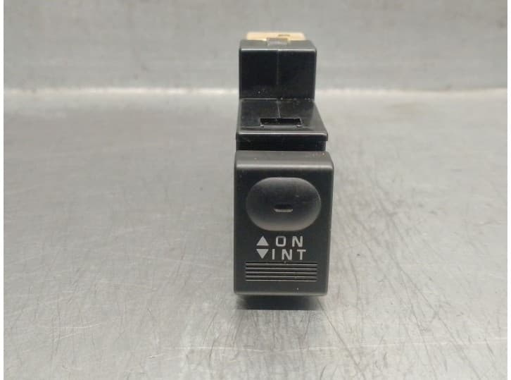 Recambio de interruptor para mitsubishi space wagon (n3_w, n4_w) 2.0 (n33w) referencia OEM IAM MB680158 MB680158