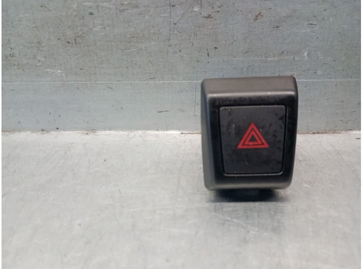 Recambio de warning para seat arona (kj7, kjp) 1.0 tsi referencia OEM IAM 6F0953235 6F0953235