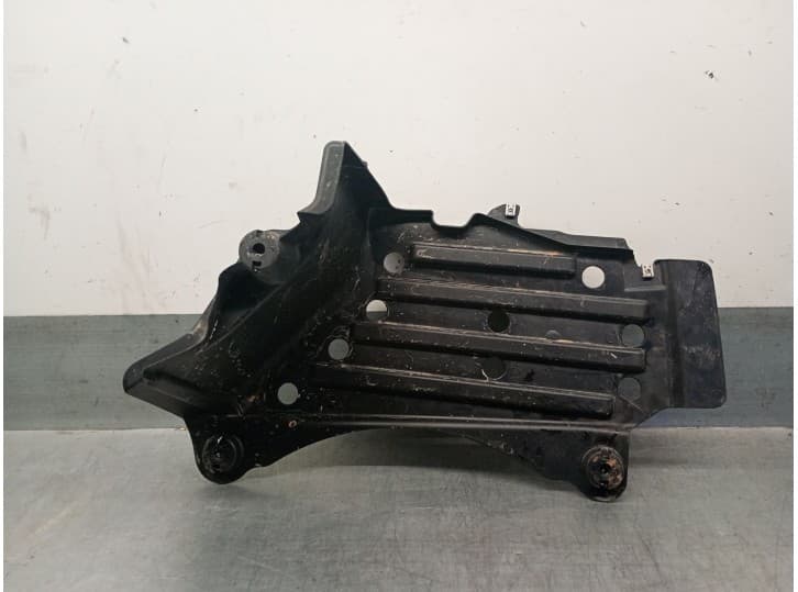 Recambio de cubrecarter para seat arona (kj7, kjp) 1.0 tsi referencia OEM IAM 6F0825205 6F0825205