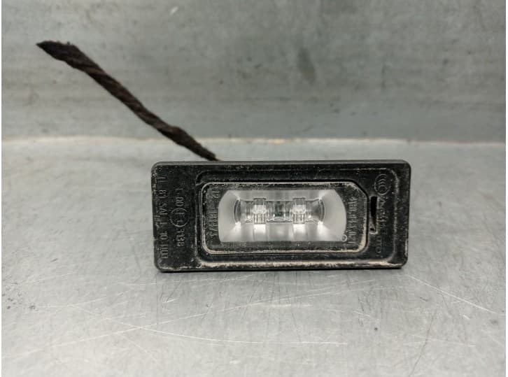 Recambio de piloto matricula para audi q3 (8ub, 8ug) 2.0 tdi referencia OEM IAM 4G0943021