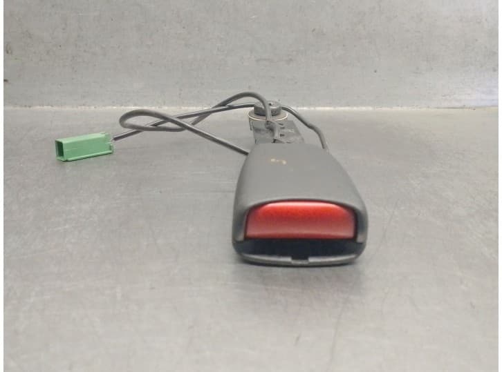 Recambio de enganche cinturon delantero izquierdo para volvo v60 i (155) d3 / d4 referencia OEM IAM 8623453 8623453