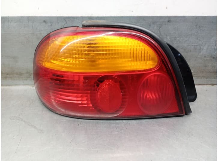 Recambio de piloto trasero izquierdo para kia shuma sedán (fb) 1.5 i 16v referencia OEM IAM 0K2AC51160 0K2AC51160