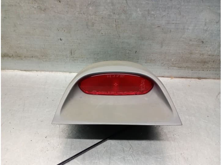 Recambio de luz central de freno para kia shuma sedán (fb) 1.5 i 16v referencia OEM IAM 0K2AC5158096 0K2AC5158096