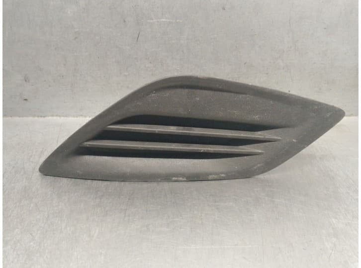Recambio de rejilla paragolpes delantero para volvo v60 i (155) d3 / d4 referencia OEM IAM 31290980 31290980