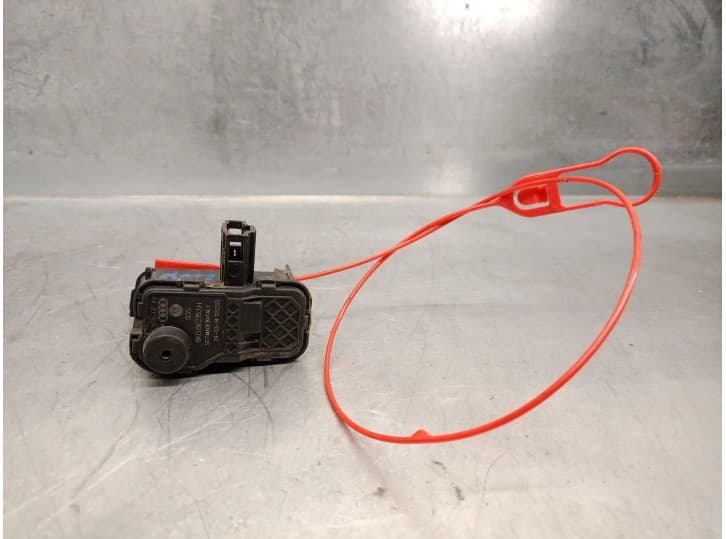 Recambio de motor tapa deposito combustible para audi a5 (8t3) 3.0 tdi quattro referencia OEM IAM 8K0862153H 8K0862153F