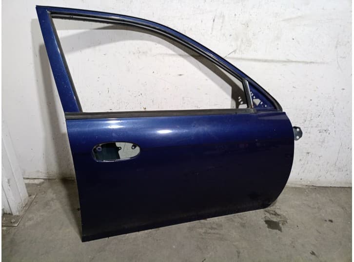 Recambio de puerta delantera derecha para kia shuma sedán (fb) 1.5 i 16v referencia OEM IAM 0K2NA58020B 0K2NA58020B