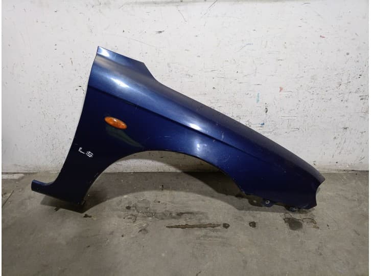 Recambio de aleta delantera derecha para kia shuma sedán (fb) 1.5 i 16v referencia OEM IAM 0K24J52111 0K24J52111