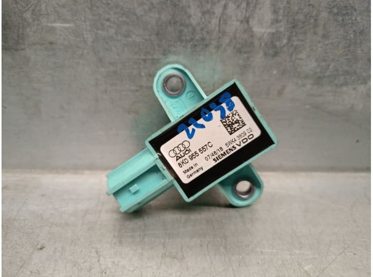 Recambio de sensor impacto para audi a5 (8t3) 3.0 tdi quattro referencia OEM IAM 8K0955557C 5WK4380902 SIEMENS