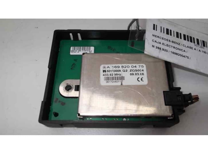 Recambio de antena para mercedes-benz clase a (w169) a 150 (169.031, 169.331) referencia OEM IAM 1698200475 1698200475