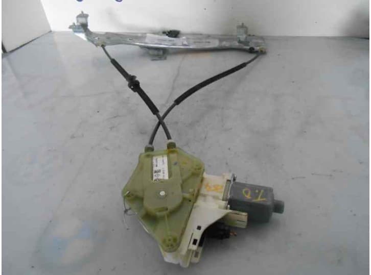 Recambio de elevalunas trasero derecho para renault fluence (l3_) 1.5 dci (l30b) referencia OEM IAM 827300013R 2 PINES 4 PUERTAS