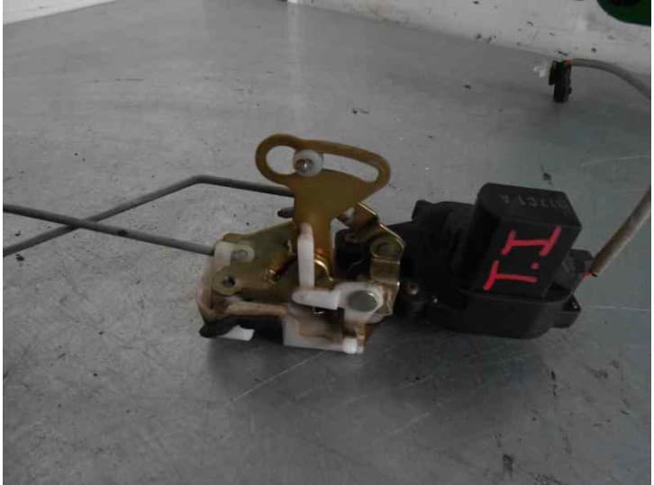 Recambio de cerradura puerta trasera izquierda para rover 25 i hatchback (rf) 1.6 16v referencia OEM IAM 125920 2 PINES 5 PUERTA