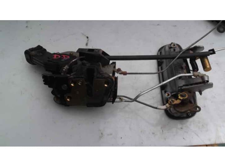 Recambio de cerradura puerta delantera derecha para toyota corolla liftback (_e11_) 1.6 (zze112_) referencia OEM IAM 6931002070