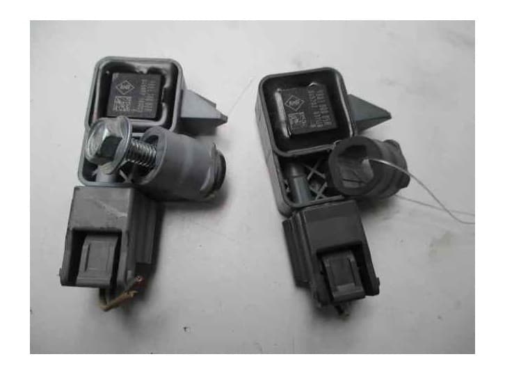 Recambio de sensor airbag para renault megane iii coupé (dz0/1_) 1.9 dci (dz0n, dz0j, dz1j, dz1k) referencia OEM IAM 988300005R