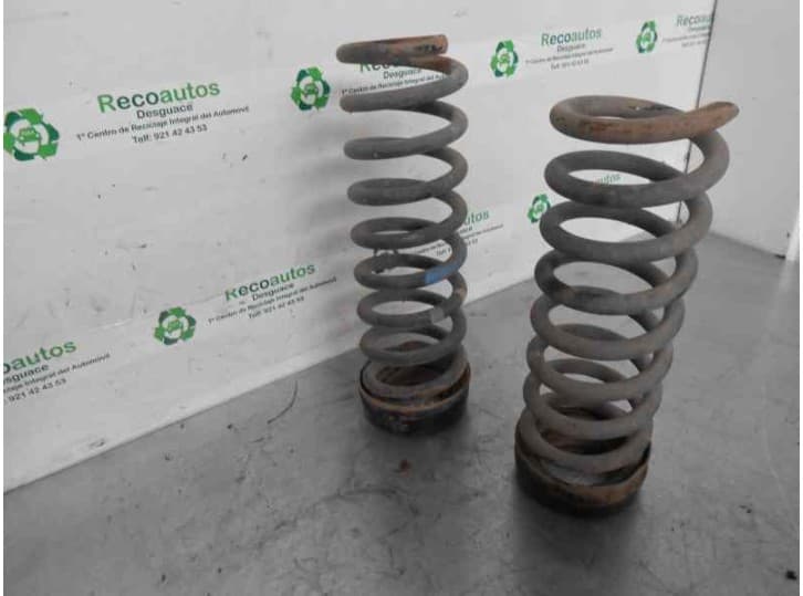 Recambio de muelle amortiguacion para mercedes-benz clase c (w202) c 200 d (202.120) referencia OEM IAM A2023210004 A2023210004