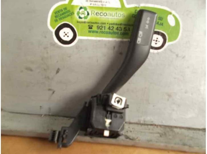 Recambio de mando luces para volkswagen caddy iii monospace (2kb, 2kj, 2cb, 2cj) 1.9 tdi referencia OEM IAM 1K0953513