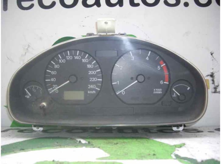 Recambio de cuadro instrumentos para mitsubishi carisma (da_) 1.9 td (da4a) referencia OEM IAM MR381000 21069926410