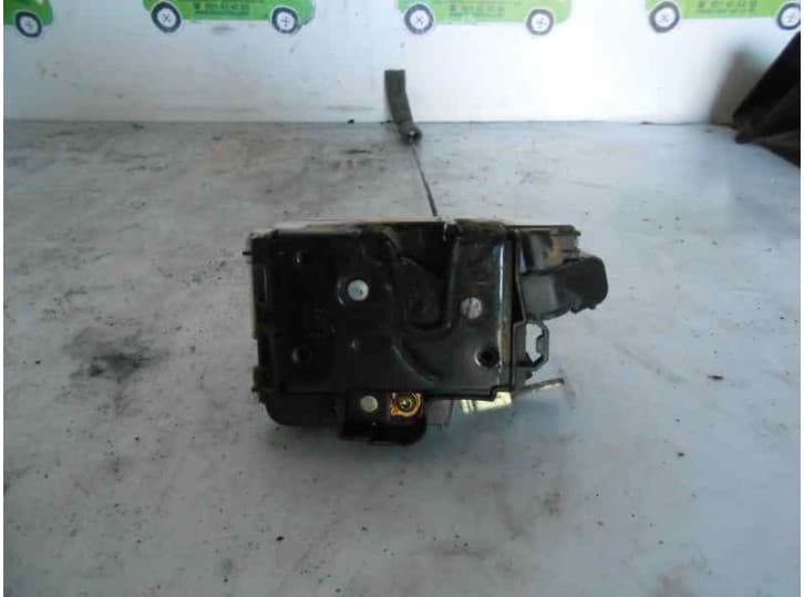 Recambio de cerradura puerta delantera derecha para volkswagen polo (6n2) 1.4 16v referencia OEM IAM 5 PUERTAS