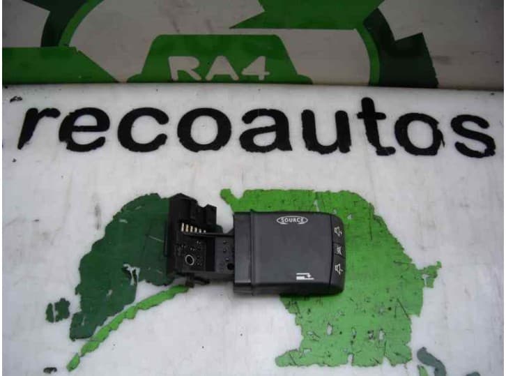 Recambio de mando radio volante para renault megane ii (bm0/1_, cm0/1_) 1.9 dci (bm0g, cm0g) referencia OEM IAM