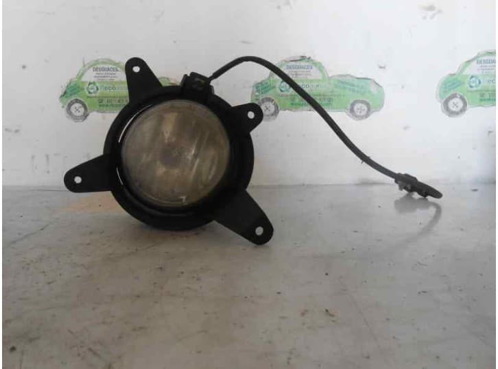 Recambio de faro antiniebla izquierdo para kia carnival ii (gq) 2.9 crdi referencia OEM IAM