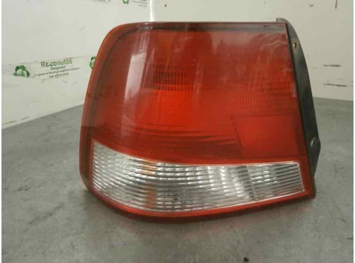 Recambio de piloto trasero izquierdo para hyundai accent ii (lc) 1.5 crdi referencia OEM IAM 9240125220 5 PUERTAS