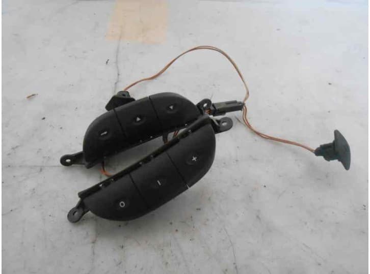 Recambio de mando radio volante para opel astra g sedán (t98) 1.8 16v (f69) referencia OEM IAM 90561159